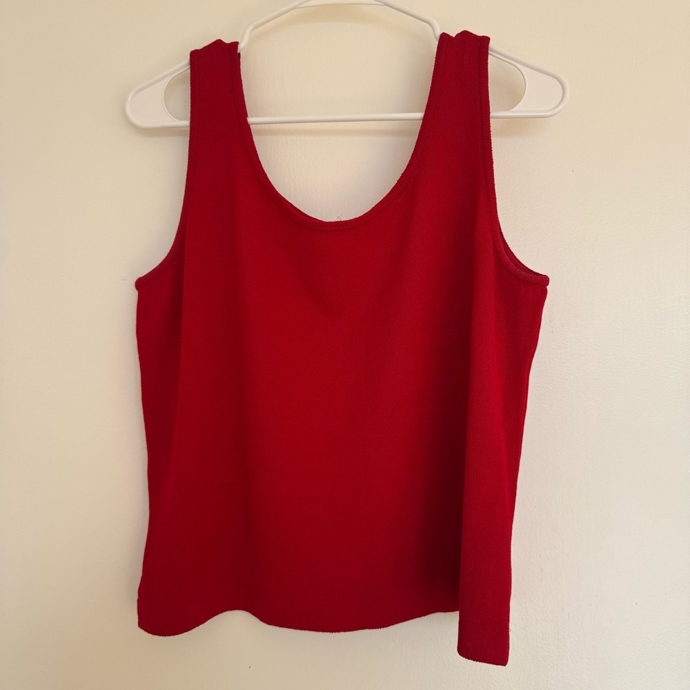 st John's women's tank top size large red color NWT